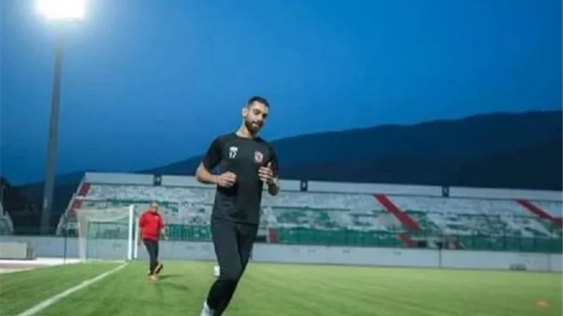 مران الأهلى: عمرو السولية ويواصل برنامجه التأهيلى بالجرى حول الملعب