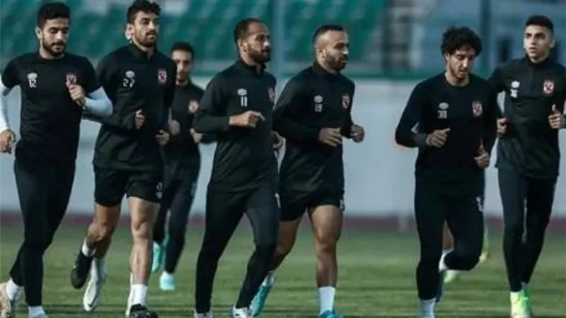 تفاصيل المران الثانى للأهلى بالجزائر.. شاهد