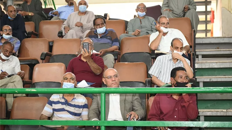 محافظ قنا ومدير الأمن يشهدان مراسم القرعة العلنية لآداء فريضة الحج