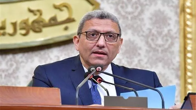 وكيل أول النواب ناعياً الشيخ خليفة بن زايد آل نهيان : كان نموذجاً للقائد الراعي لمصالح وطنه