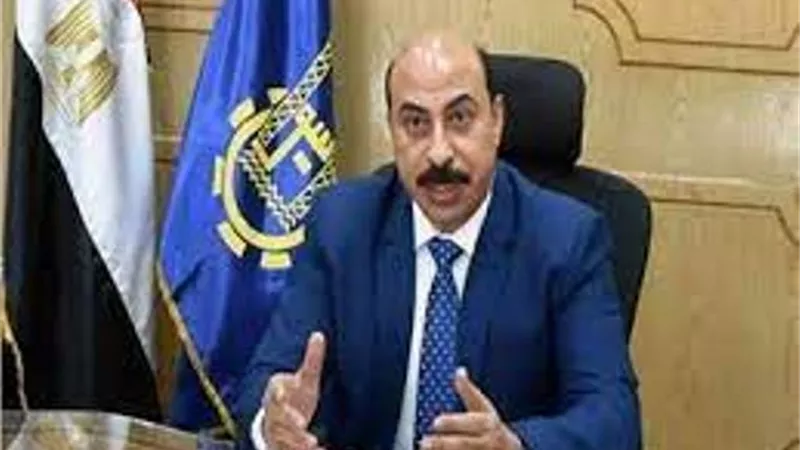 محافظ أسوان: الدولة تقف بجانب المواطنين الذين تعرضوا للنصب بإدفو