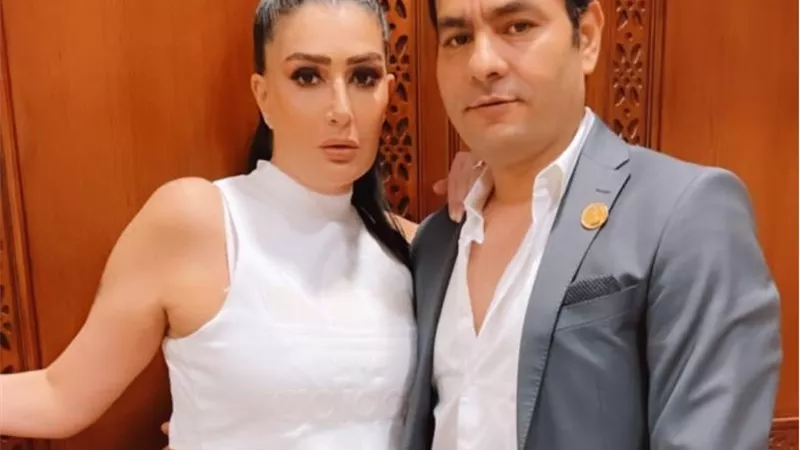 اطلالة رومانسية تجمع غادة عبد الرازق بزوجها .. صور