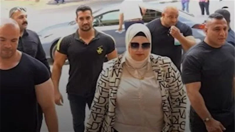 تفاصيل ضبط معلمة البودي جاردات وزوجها داخل منزل والدها بالهرم