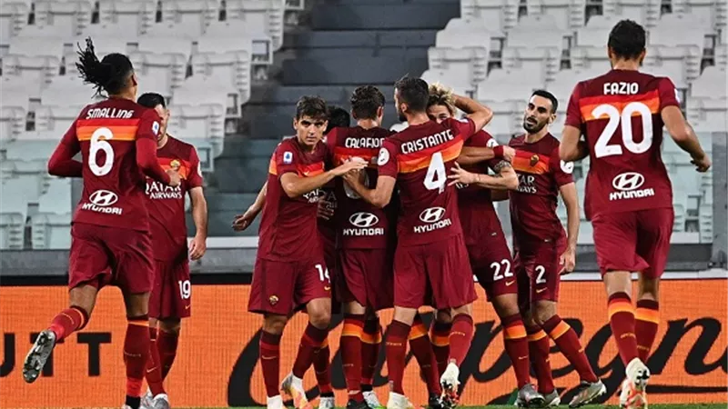 روما يلتقى فينيزيا.. مواعيد مباريات الدورى الايطالى 14-5-2022