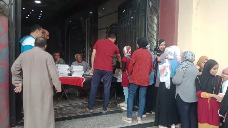 نماذج الجمهورية للمراجعات النهائية هدية لطلاب الشهادة الاعدادية فى الشرقية