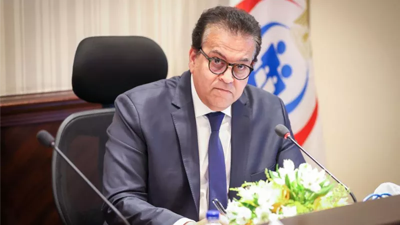عبدالغفار يوجه بنقل تكنولوجيا تصنيع لقاحات المكورات الرئوية للأطفال ضمن اتفاقية سيروم