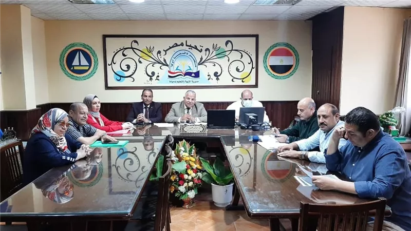 التحقيق مع رئيس لجنة بإعدادية دمياط وإستبعاد ٣ مراقبين وغياب ٦٩٣ طالب وطالبة