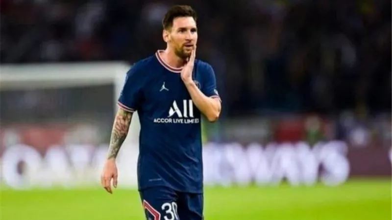 التفاصيل الكاملة بشأن وصول والد ميسى الى برشلونة