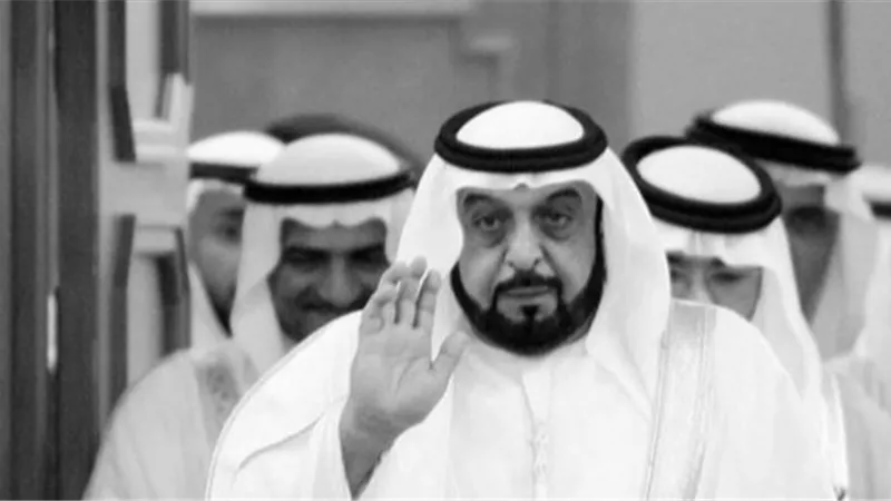 بيراميدز يقف دقيقة حداد على روح الشيخ خليفة قبل مباراة فاركو