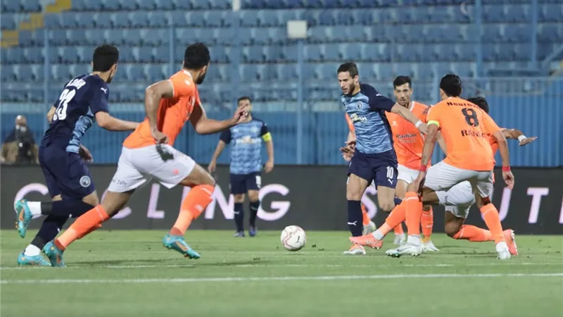 فاركو يحرم بيراميدز من إعتلاء قمة الدورى بالتعادل السلبى