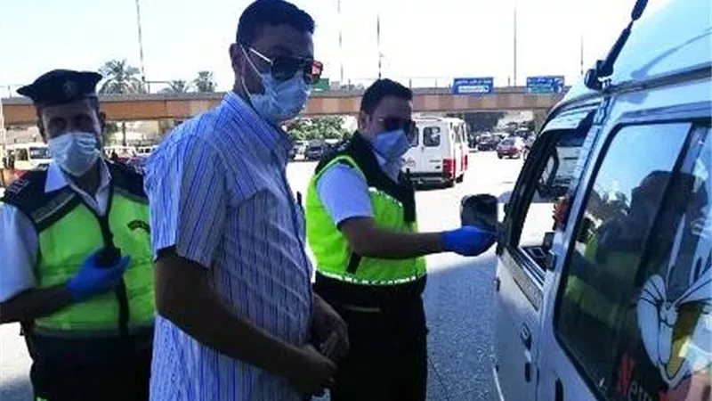 الداخلية تحيل 22 شخصا للنيابة العامة لعدم التزامهم بالقانون
