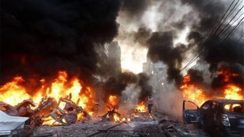 مقتل وإصابة خمسة أشخاص في انفجار قنبلة شرق أفغانستان