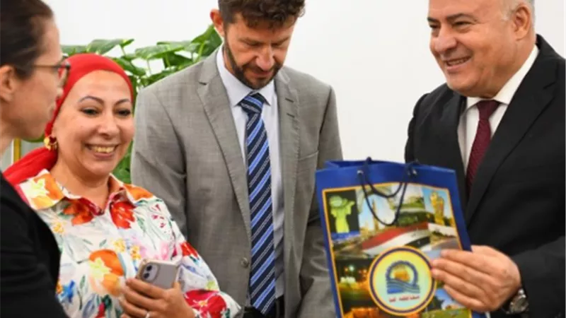 محافظ قنا يستقبل وفد السفارة السويسرية لمتابعة مشروع التنمية الحضارية المتكامل