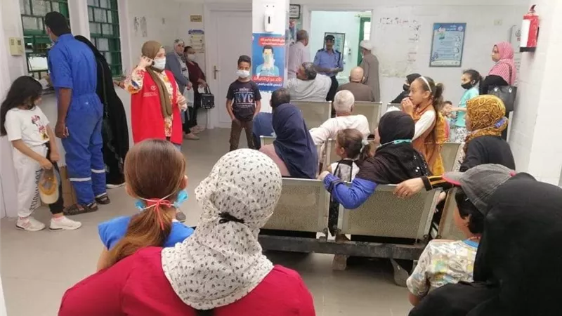 مدير صحة البحر الأحمر يتابع اعمال فرق التثقيف الصحي ..صور