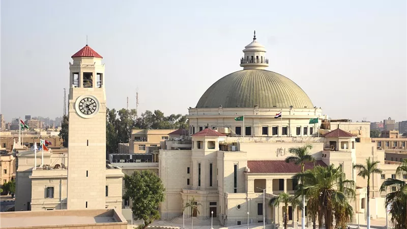 الخشت :إنشاء كلية علوم وتكنولوجيا الفضاء بجامعة القاهرة الدولية