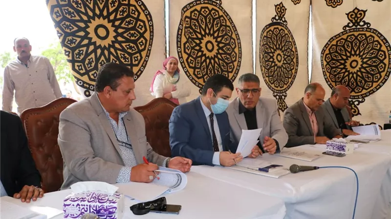 جهازمدينة 6 أكتوبر:مزاد بيع السيارات الكهنة والإشغالات يحصد 8,764,500 مليون جنيه .. صور