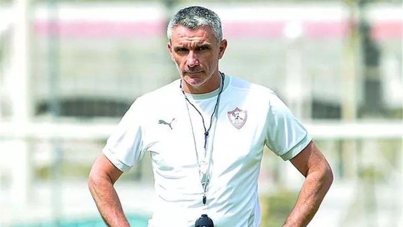 نجم الزمالك السابق يفتح النار على كارتيرون