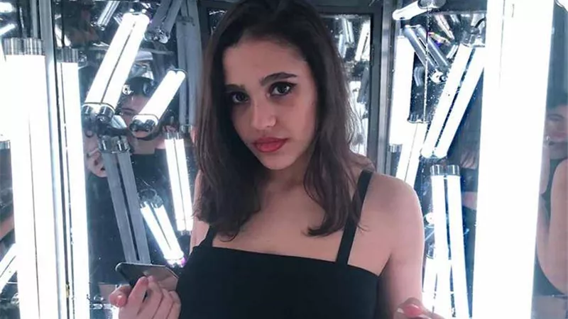 ابنة الهضبه عمرو دياب تخطف الانظار على انستجرام .. صور