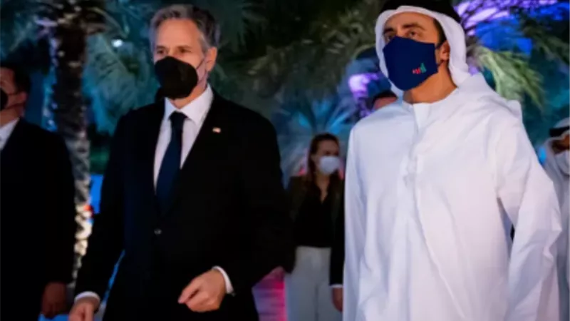 الشيخ عبد الله بن زايد يستقبل بلينكن في أبوظبي