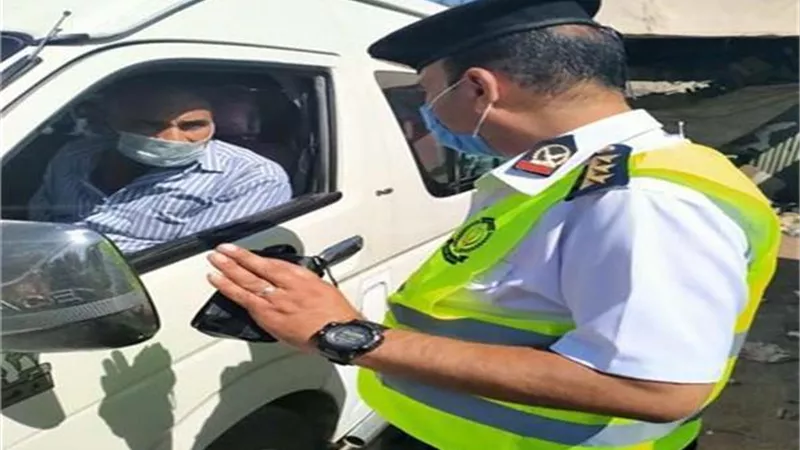 لعدم ارتداء الكمامة .. ضبط 5515 شخص واحالة 19 للنيابة خلال 24 ساعة