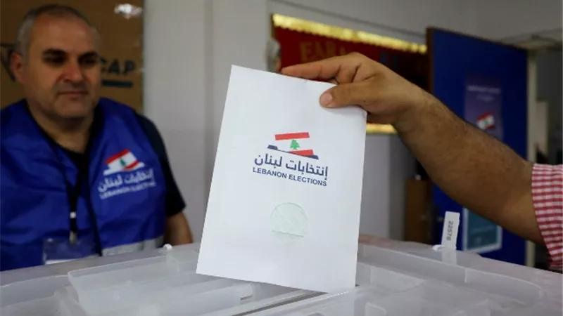 وزير الداخلية اللبناني يُعلن نتائج الانتخابات النيابية