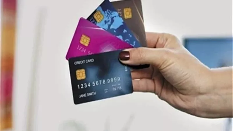 آخر مهلة لتحويل بطاقات صرف المعاشات إلى كروت ميزة.. التأمينات تطمئن المواطنين