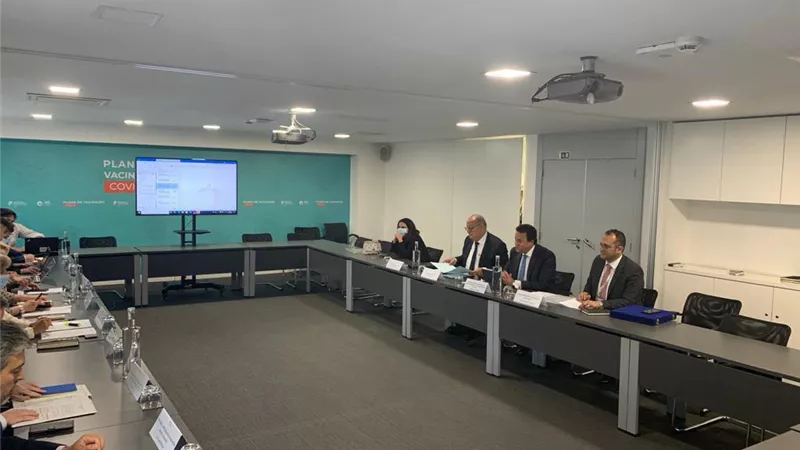 القائم بأعمال وزير الصحة يبحث مع نظيرته البرتغالية مواجهة الطوارئ وتدريب الفرق الطبية