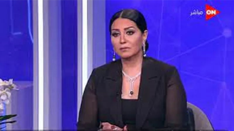 وفاء عامر تكشف تفاصيل تاخرها عن لميس الحديدى على الهواء