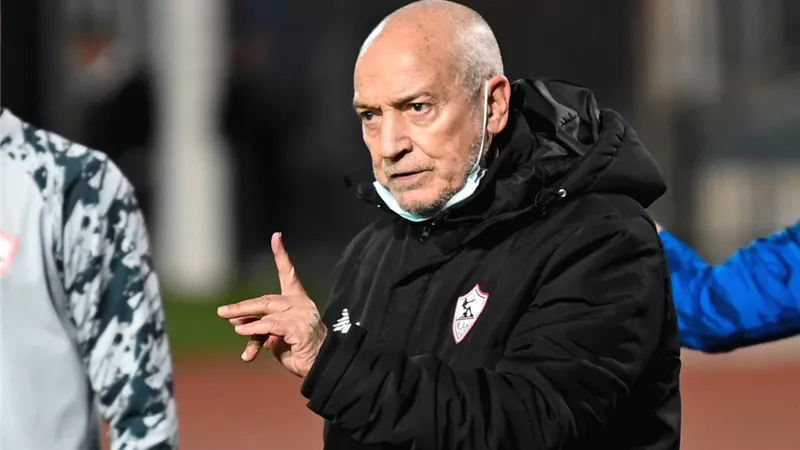 فيريرا: نصف فريق الزمالك يحتاج للتجديد