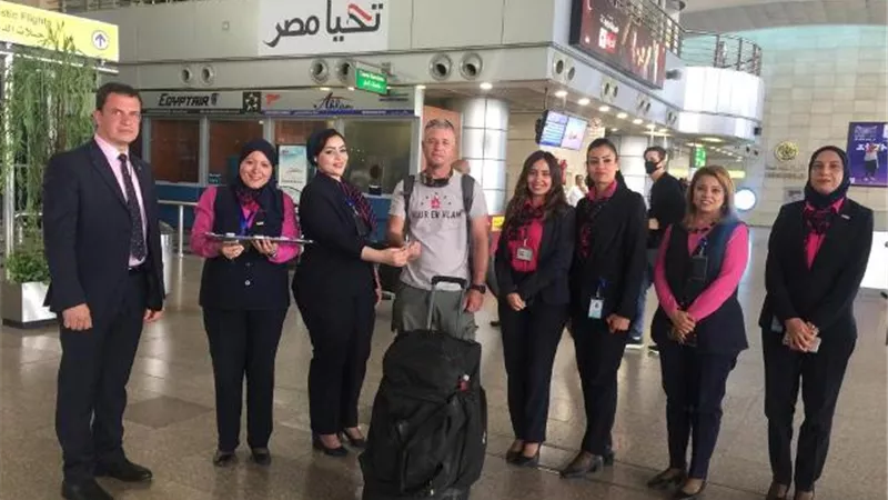 شركة ميناء القاهرة الجوى تحتفل مع الركاب بمرور 59 عاما على افتتاح المطار