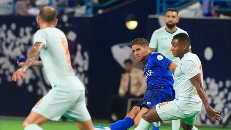 مباراة الهلال ضد الفيحاء في نهائى كأس الملك.. الموعد والقنوات الناقلة