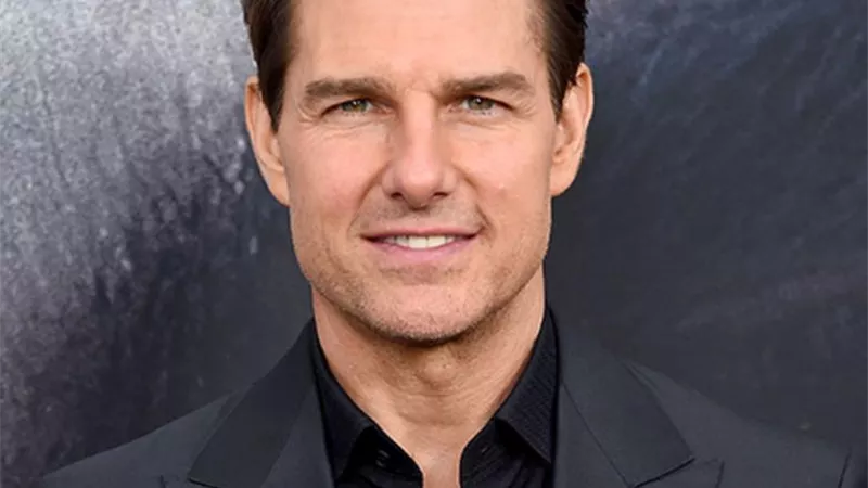 وصول توم كروز مهرجان كان استعدادًا لعرض فيلمه Top Gun: Maverick