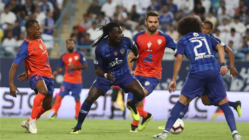 تعرف على موعد مباراة نهائى كأس المك بين الهلال والفيحاء والقنوات الناقلة