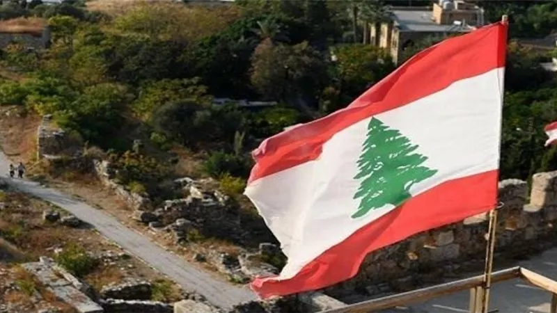 لبنان.. ضبط سيارة بداخلها أسلحة قرب منزل نائب شمال البلاد