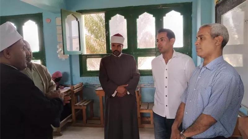 رئيس منطقة البحر الأحمر الأزهرية يتابع سير امتحانات القراءات والنقل الثانوى بلجان الغردقة