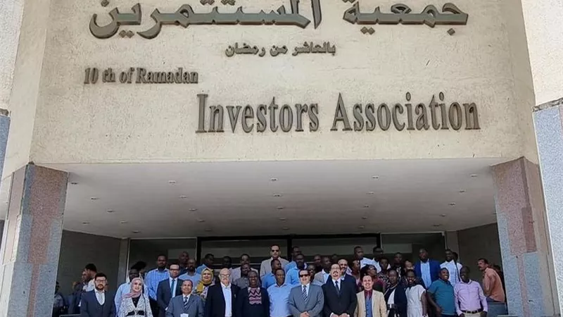 بالصور..لجنة التعاون الافريقي باتحاد الصناعات المصرية تنظم جولة لوفد رواندا بالعاشر من رمضان