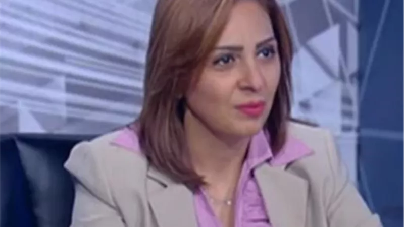 خبيرة أسواق المال تتوقع رفع أسعار الفائدة بنسبة 1% غدا.. فيديو