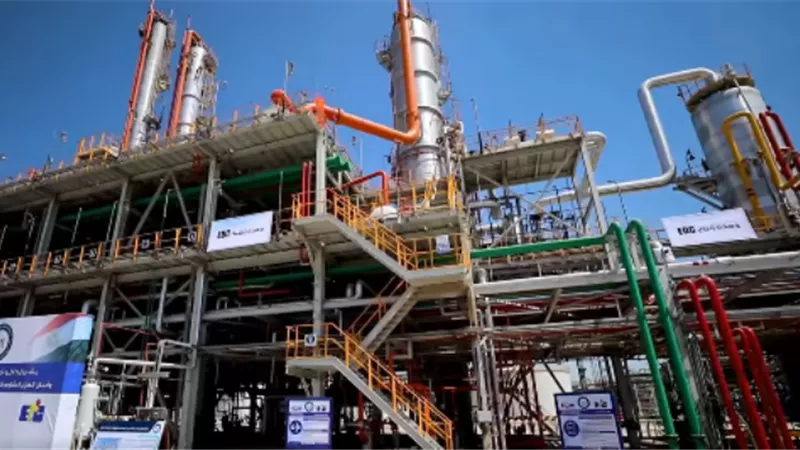 بالإنفوجراف.. بدء التشغيل التجريبى لمشروعات التطوير الشامل لمصانع البتروكيماويات المصرية