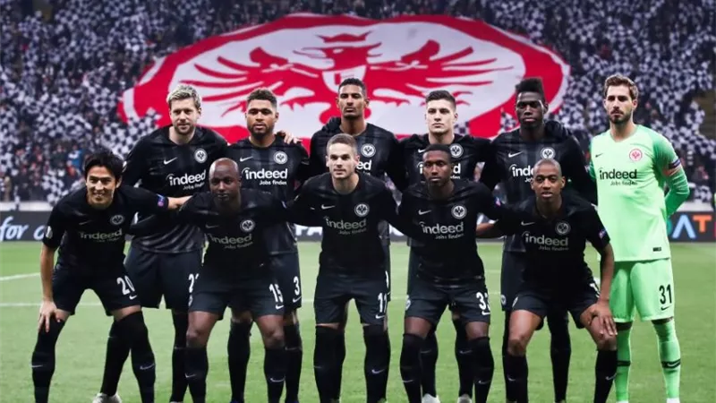 نهائى الدورى الأوروبى .. التشكيل الرسمى لفرانكفورت اينتراخت