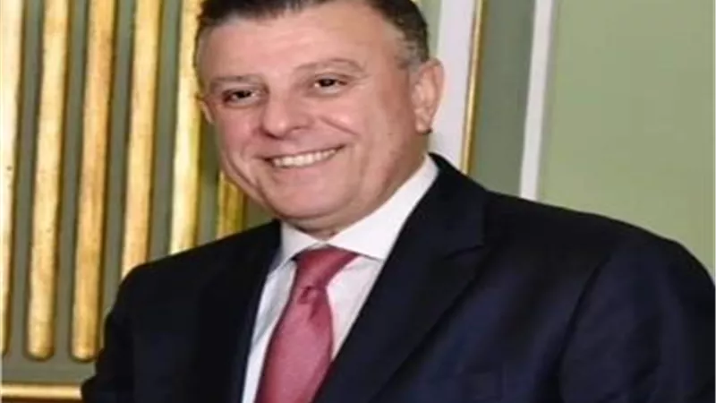 رئيس جامعة عين شمس يستجيب لطلب يوسف الحسينى بعلاج الطفلة هنيدة