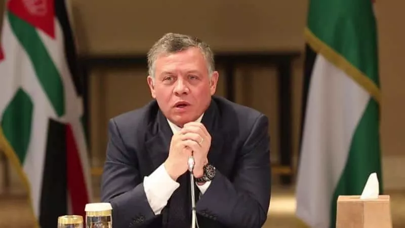 العاهل الأردنى يؤكد أهمية عمل الدول العربية لإيجاد حلول ذاتية للمشاكل التي يعاني منها الإقليم
