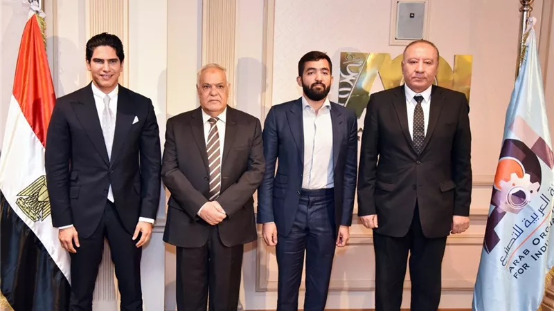 توطين تكنولوجيا تصنيع منظومات النقل الذكية صديقة البيئة بتعاون العربية للتصنيع ومجموعة 
