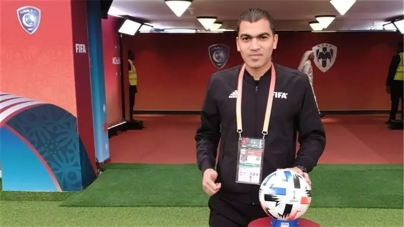 فيفا يختار محمود أبو الرجال ضمن قائمة حكام كأس العالم قطر 2022