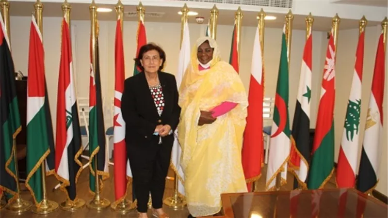 المديرة العامة لمنظمة المرأة العربية تستقبل وزيرة العمل والإصلاح الإداري بجمهورية السودان