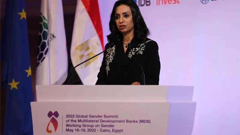 مايا مرسى: بسبب أوجه عدم المساواة بين الجنسين ..تعاني النساء والفتيات من آثار تغير المناخ بشكل مختلف