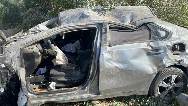 إصابة ٣ أشخاص من بينهم مدير عام بالبنك الأهلى بأسيوط فى حادث تصادم