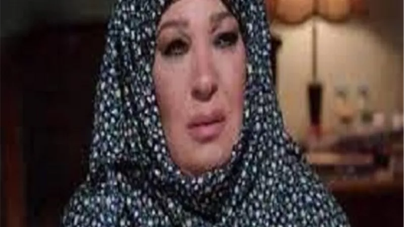 صديق العمر.. فيفي عبده تنعي سمير صبري