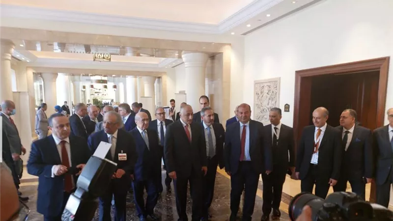 خالد حنفي: لا مشكلة بتغيّر سعر الصرف طالما يحقق الأهداف الاقتصادية