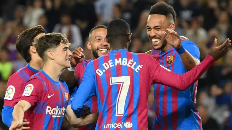 الدورى الاسبانى: نشافى يعلن قائمة برشلونه لمواجهة فياريال