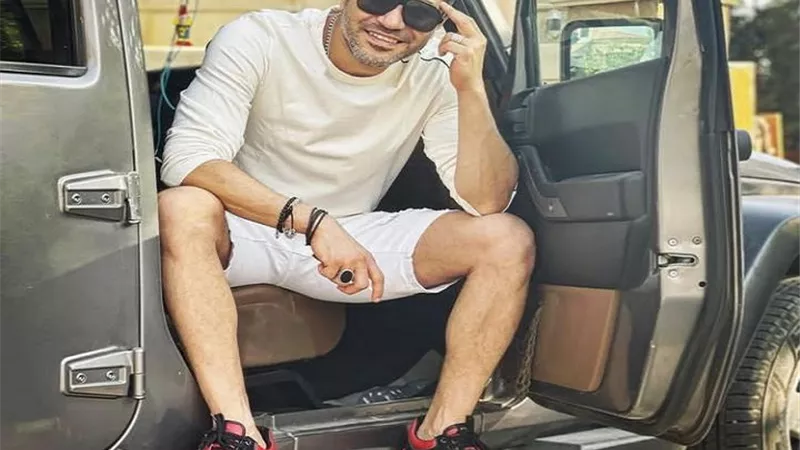 محمد عز يداعب متابعيه فى أحدث ظهور عبر إنستجرام .. شاهد